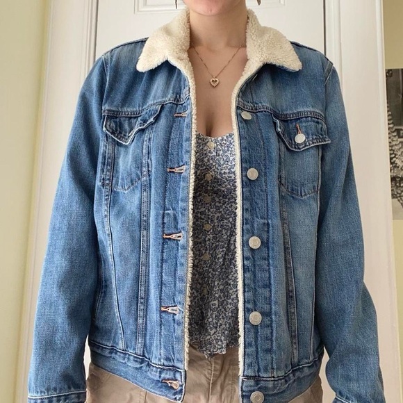 Fleece Lined Gap Jean Jacket - Picture 2 of 4